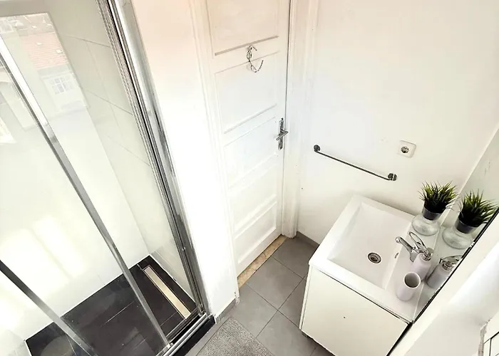 The Crespo House 5d - Лісабон