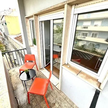 The Crespo House 5d - * Lissabon